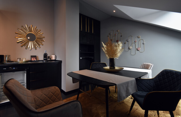 penthouse suite hotel